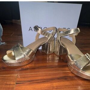 AEROSOLES Metallic Gold Platform Sandals